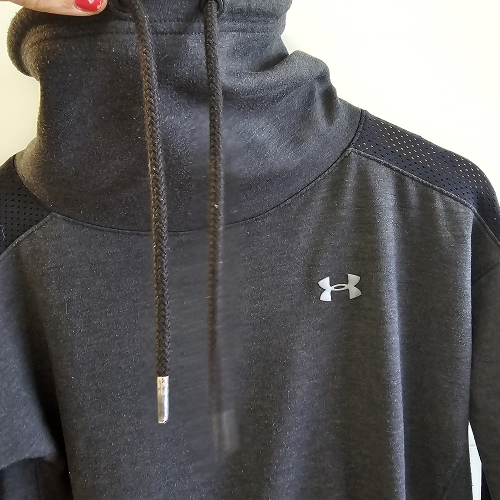 Featherweight Fleece Funnel Sweatshirt - Women's - Picture 8 of 9